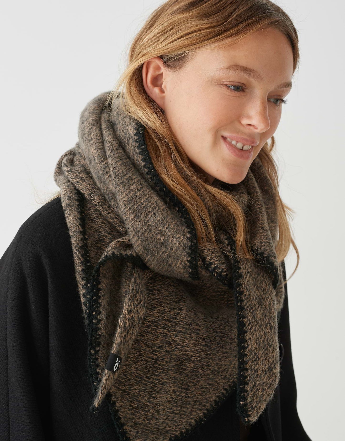 OPUS – Opus Damen Schal Amadsi