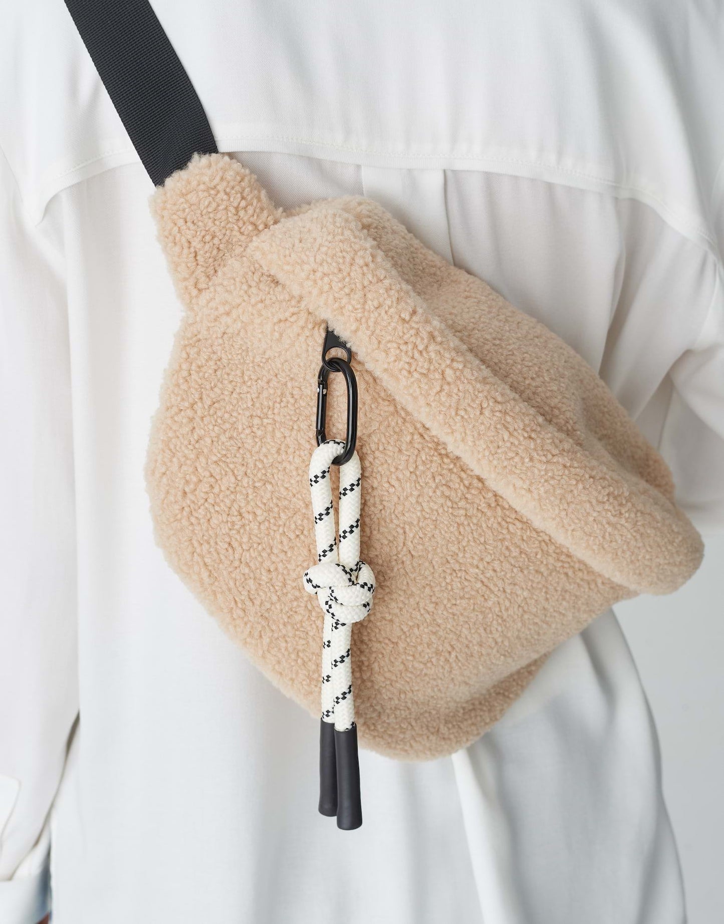 OPUS – Opus Damen Umhängetasche Atecta