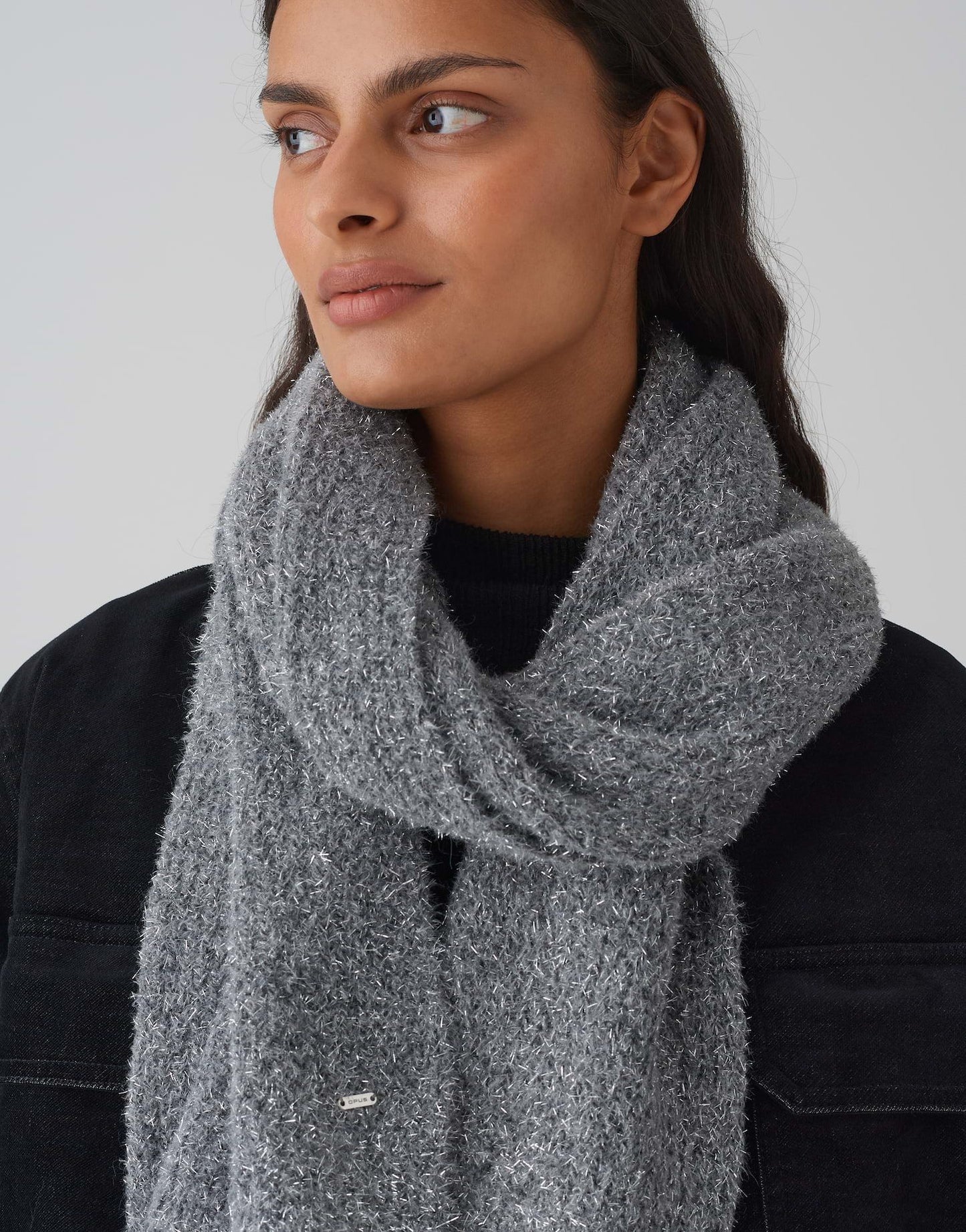 Aglezi scarf grau