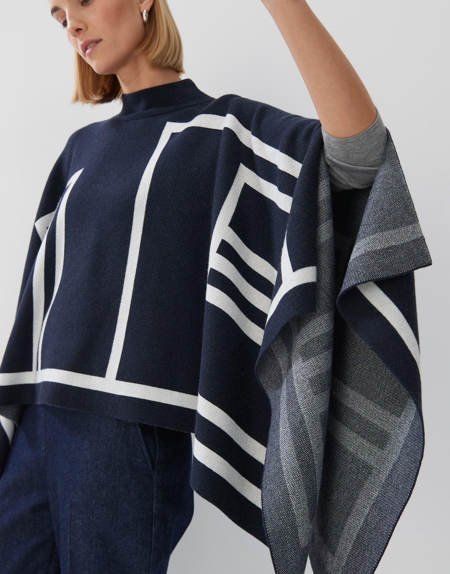 someday – someday Damen Cape Benuki cape