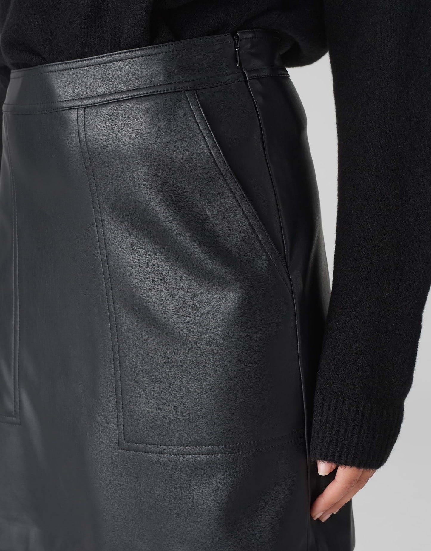 OPUS – Relvina edgy