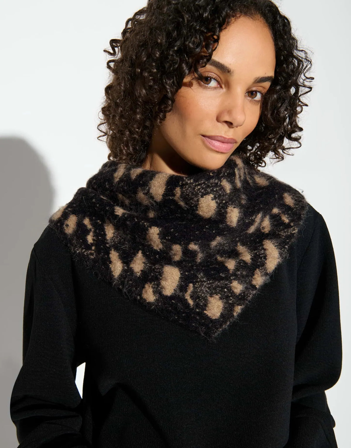 OPUS – Opus Damen Schal Afuzzy scarf