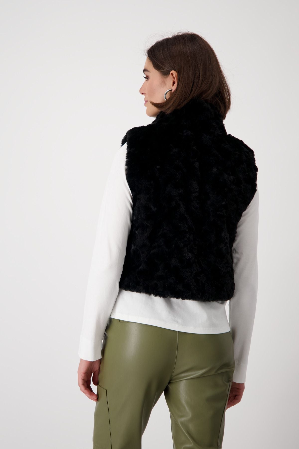 Monari Damen Cropped-Weste schwarz