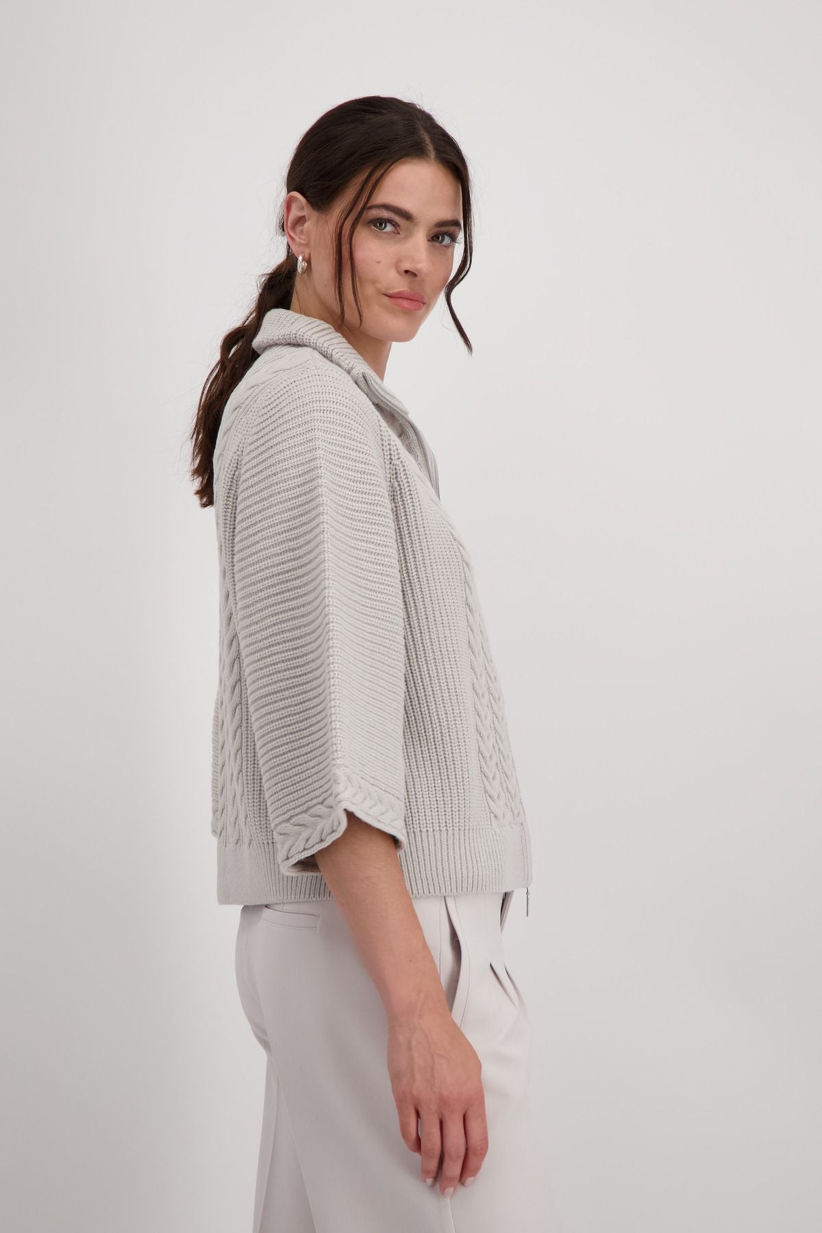Monari Damen Strickjacke mit weiten Ärmeln in Beige beige