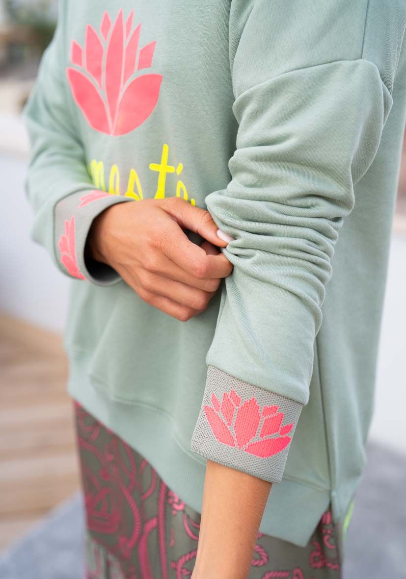 miss goodlife Damen Sweatshirt Namaste grün