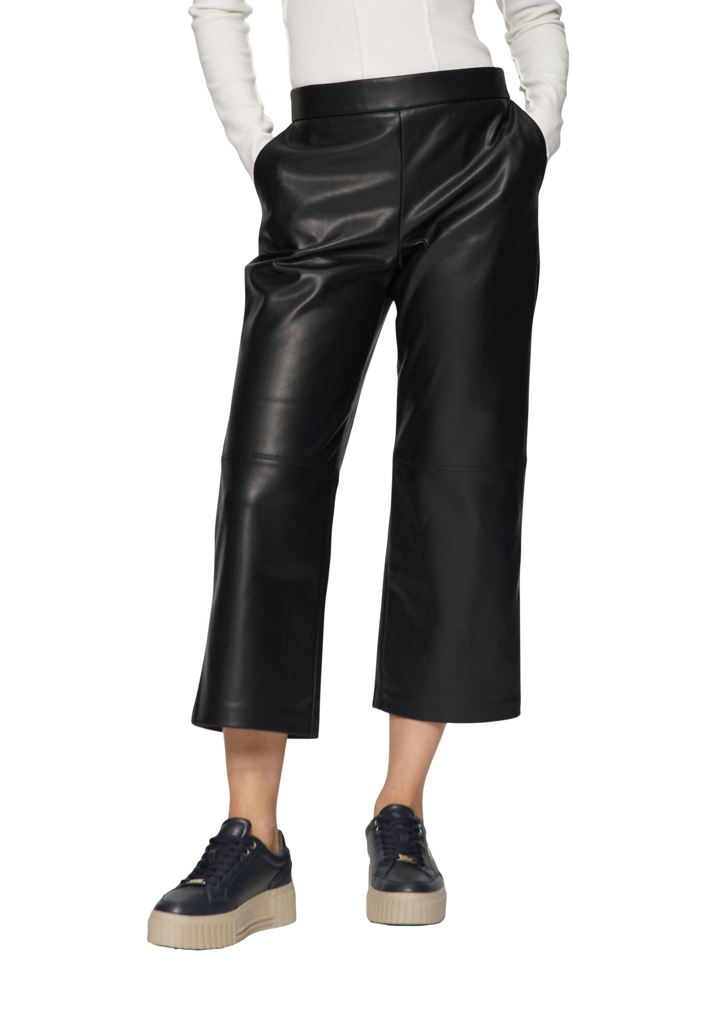 s. Oliver Damen Hose Culotte schwarz