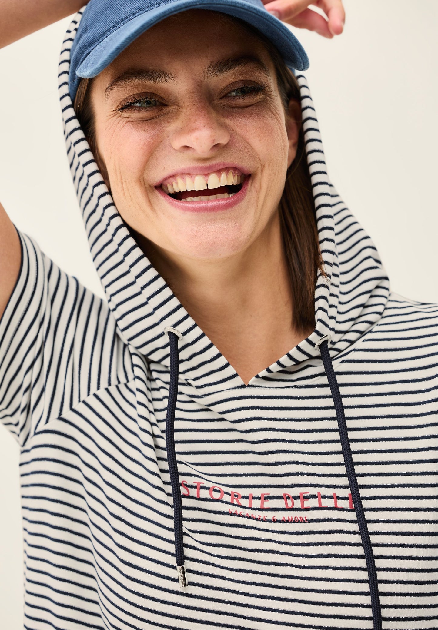 Cecil Damen Kurzarm-Hoodie weiß