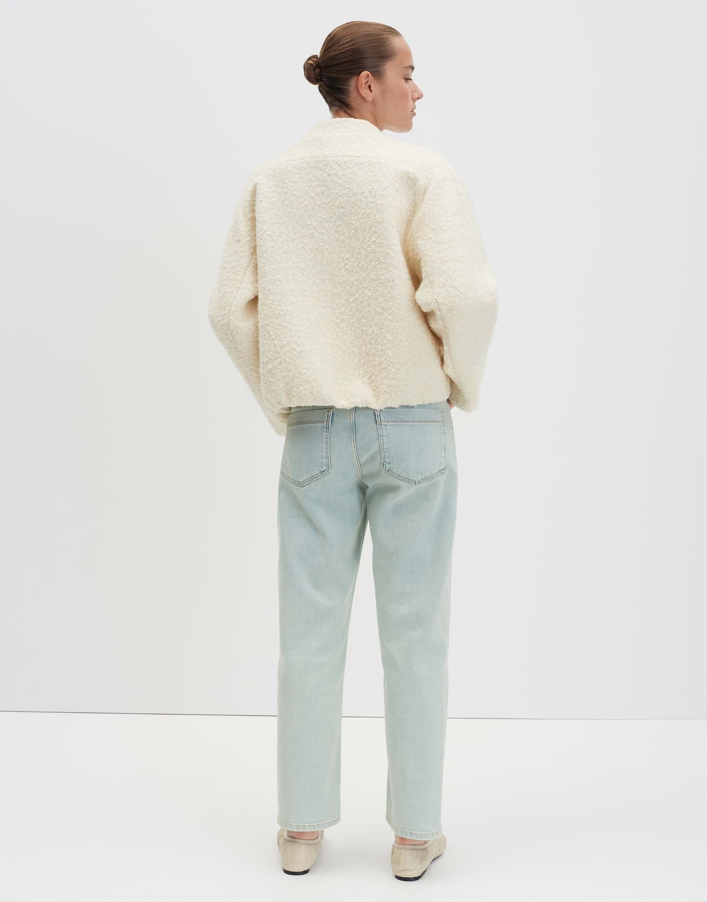 {product_title} in {variant} – {product_type}