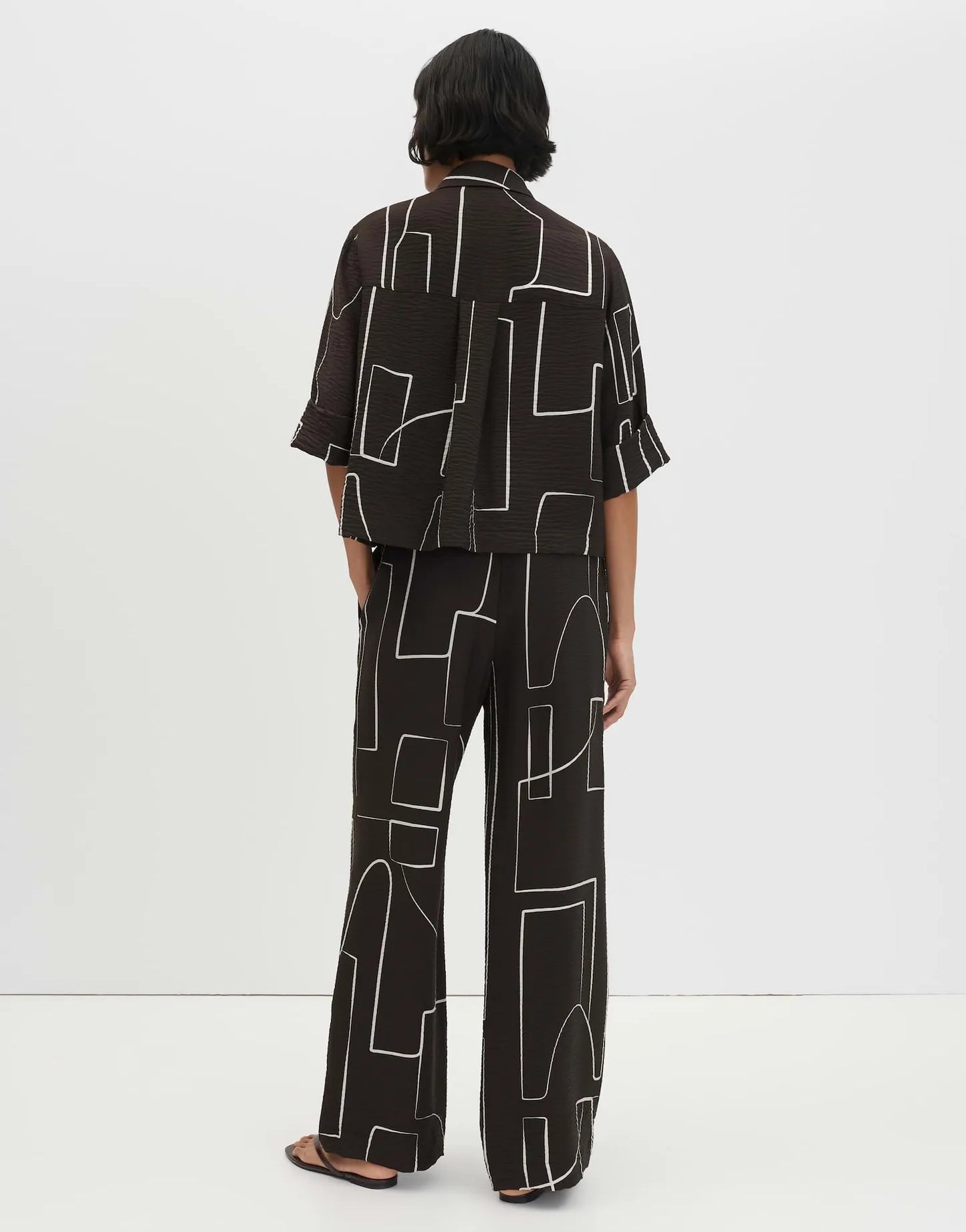 someday – Someday Damen Hose Cevil graphic