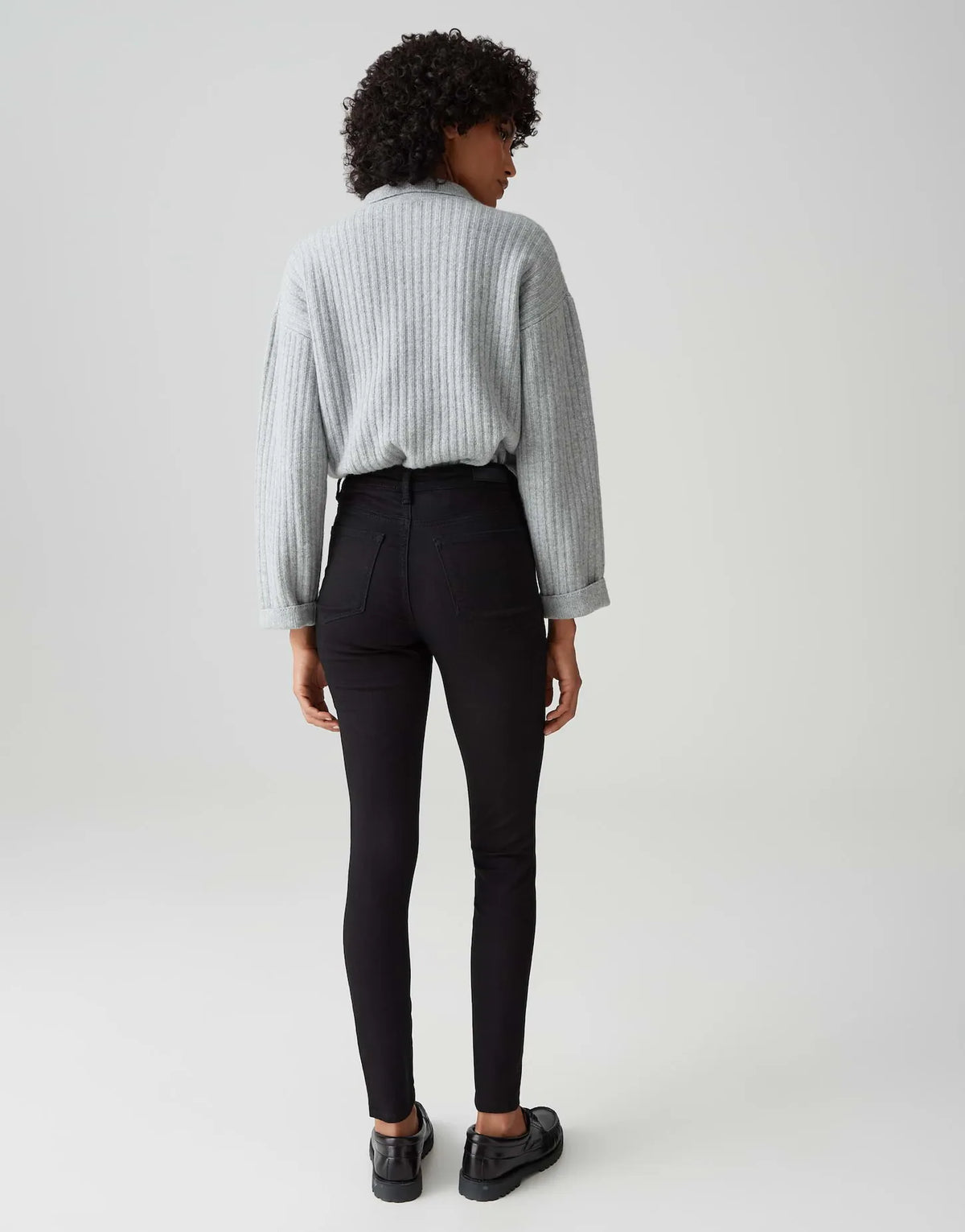 OPUS – Elma black
