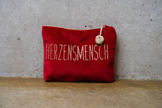 Frau Heidelberg Kosmetiktasche Herzensmensch rot