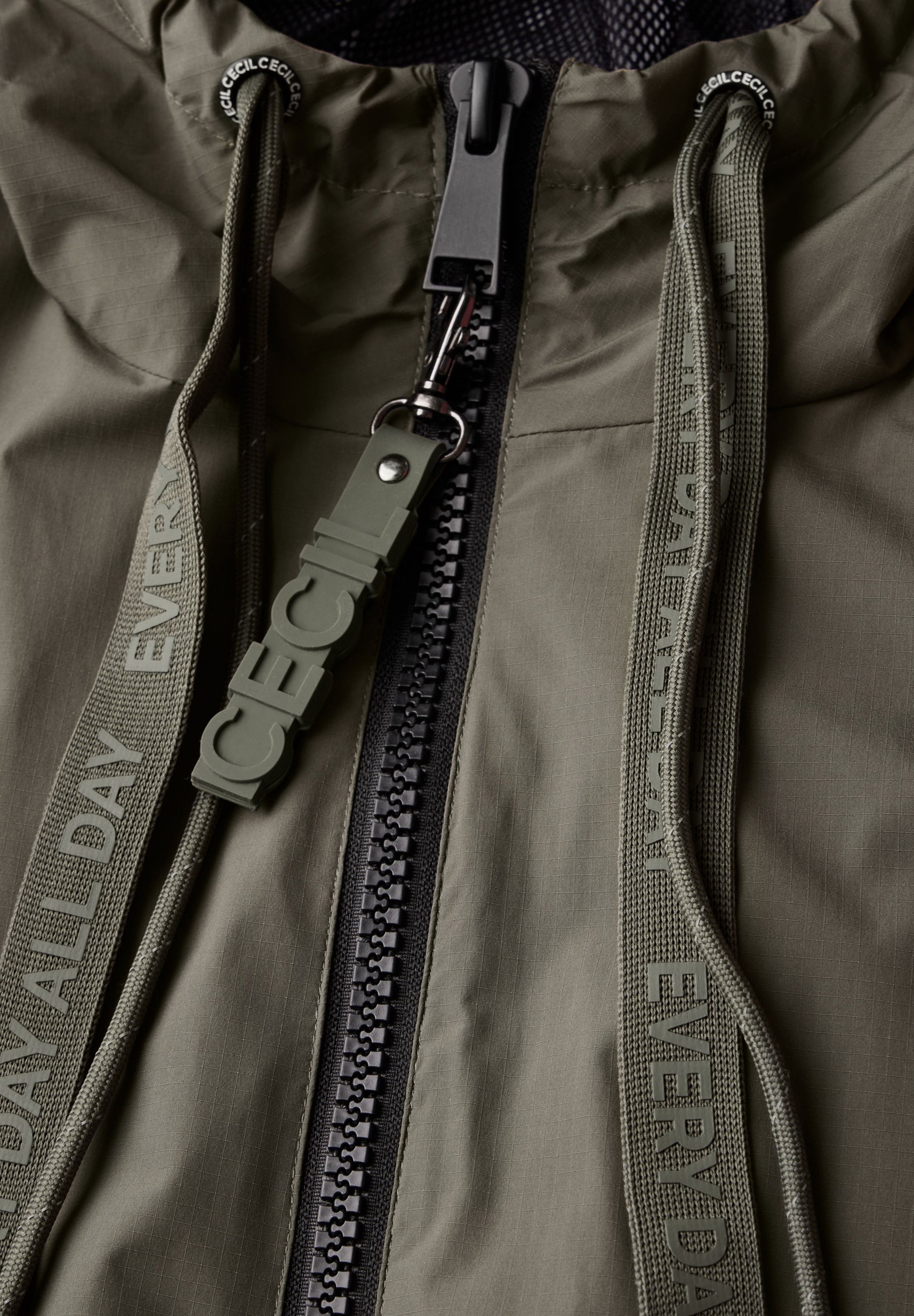 Cecil Damen Windbreaker grün