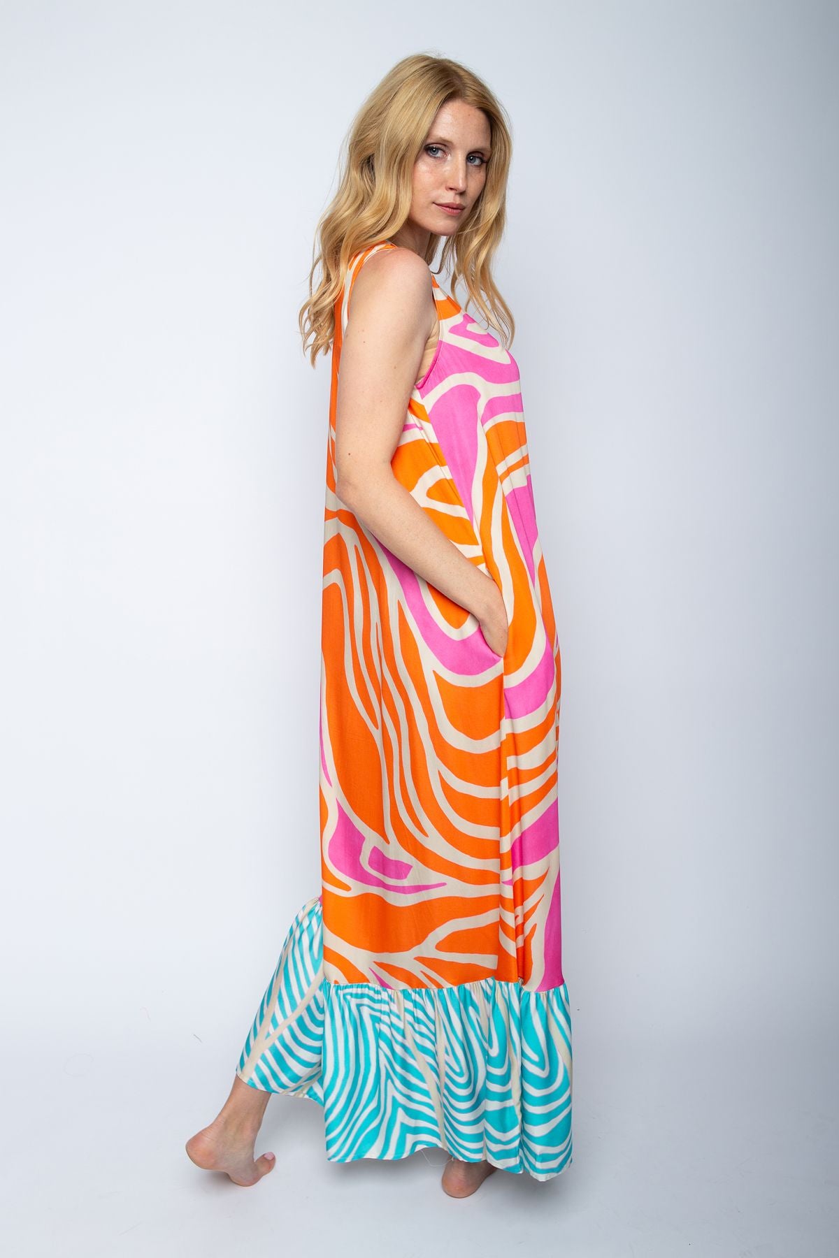 Emily van den Bergh Damen Kleid orange