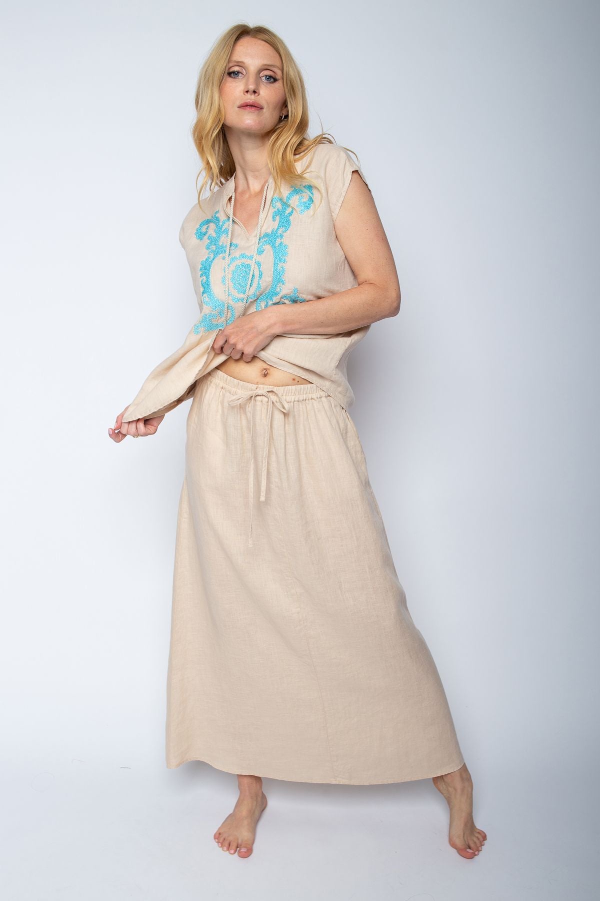 Emily van den Bergh Damen Rock beige