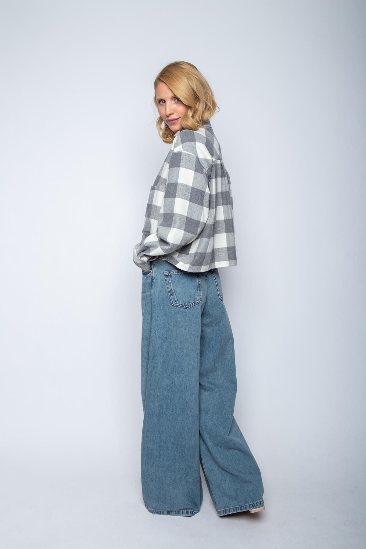 Emily van den Bergh Damen Bluse grau