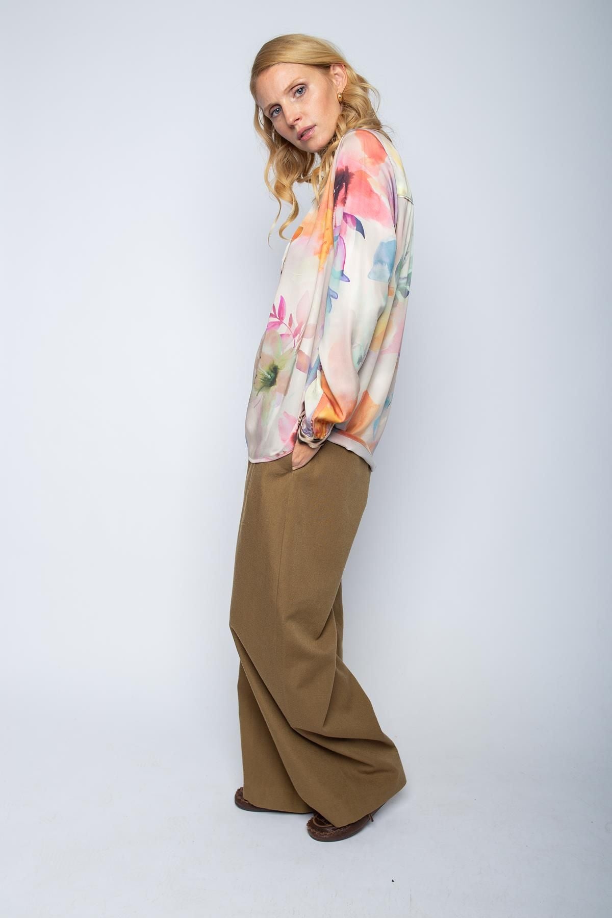 Emily van den Bergh Damen Bluse beige