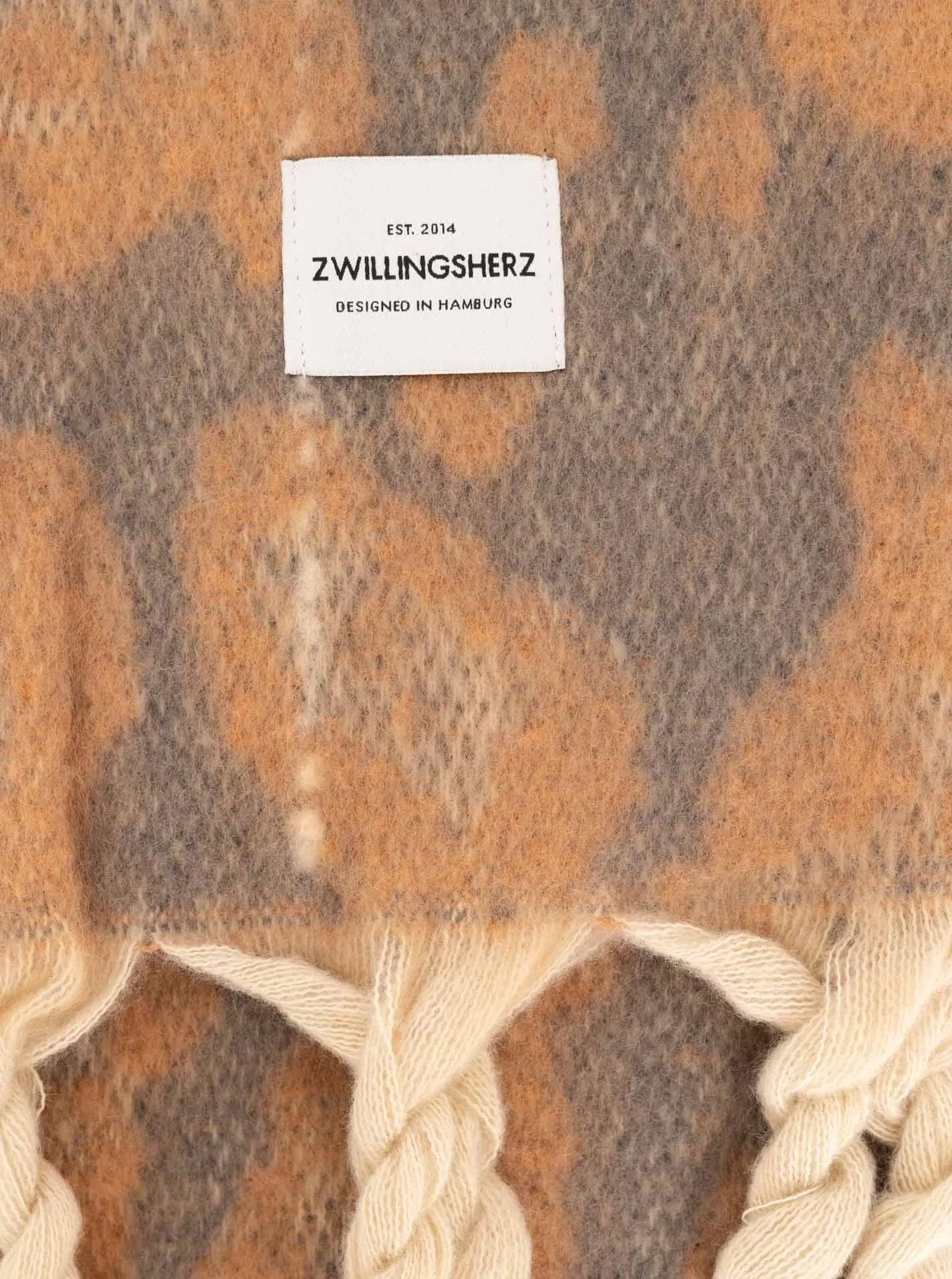 Kurt Kölln – Zwillingsherz Damen XXL Big scarf Leo & Tassel