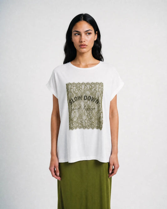 Smith&Soul – Oversize T-Shirt Lace Application