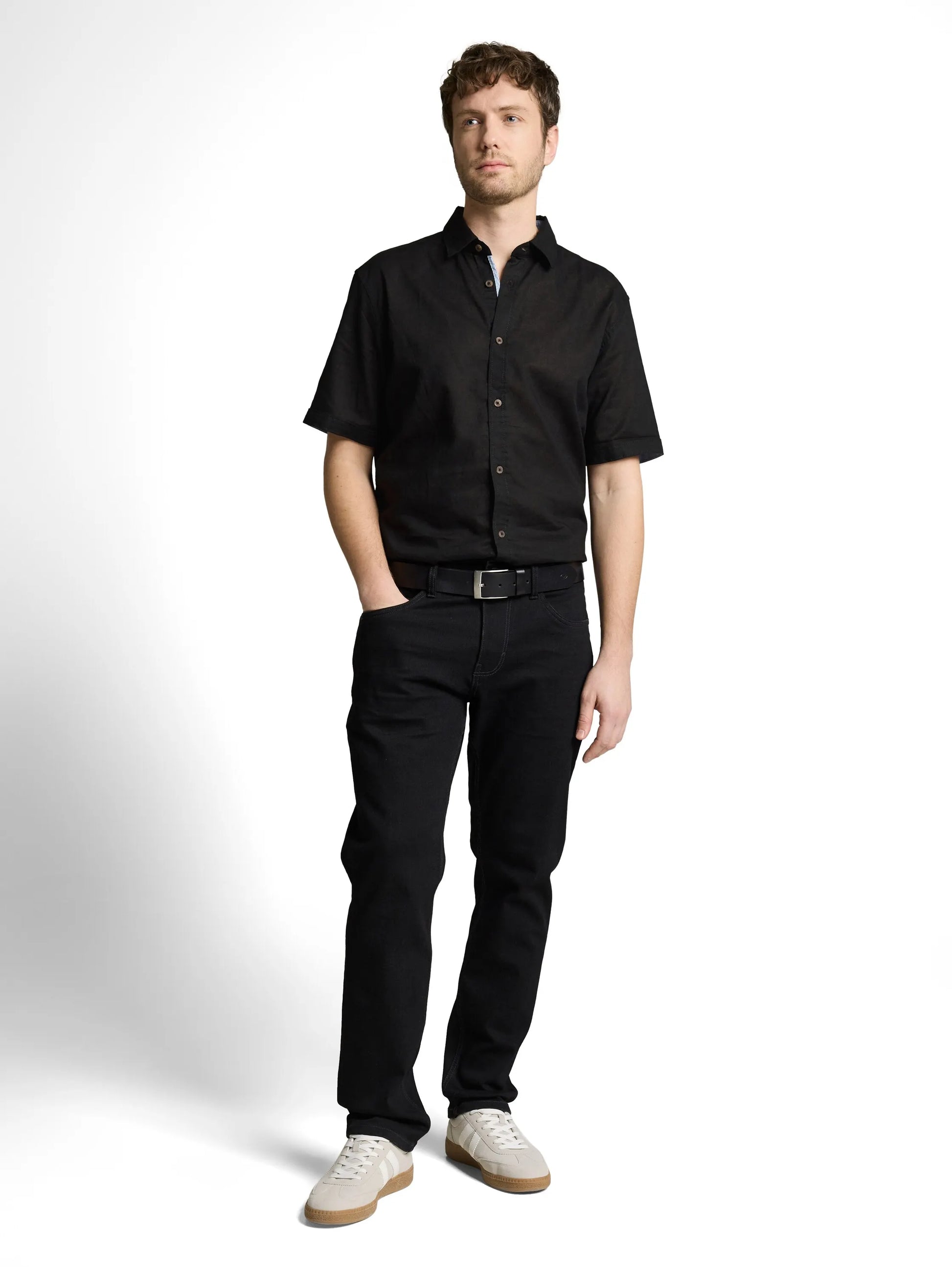 Regular Fit Kurzarmhemd mit Leinenanteil