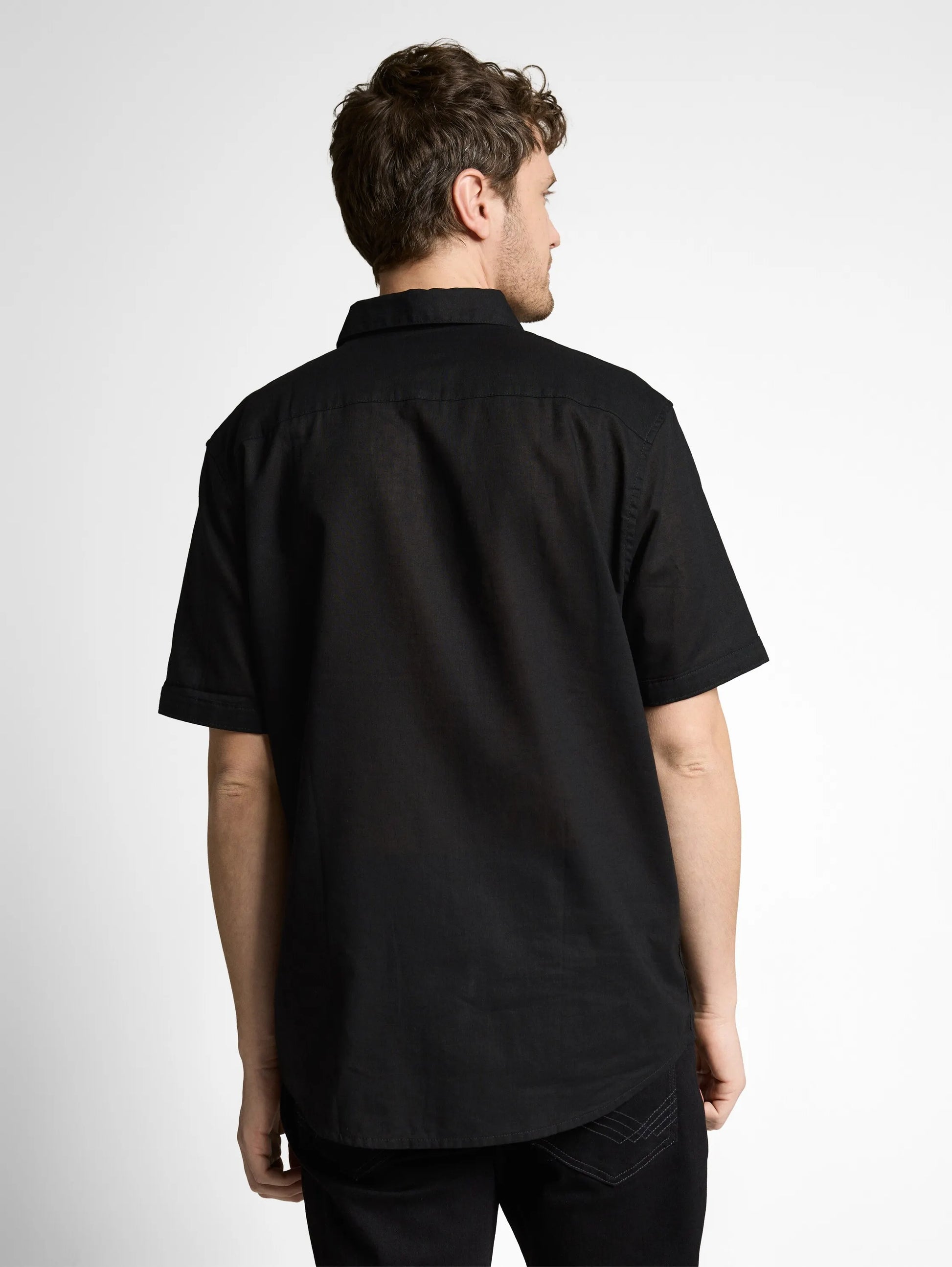 Regular Fit Kurzarmhemd mit Leinenanteil
