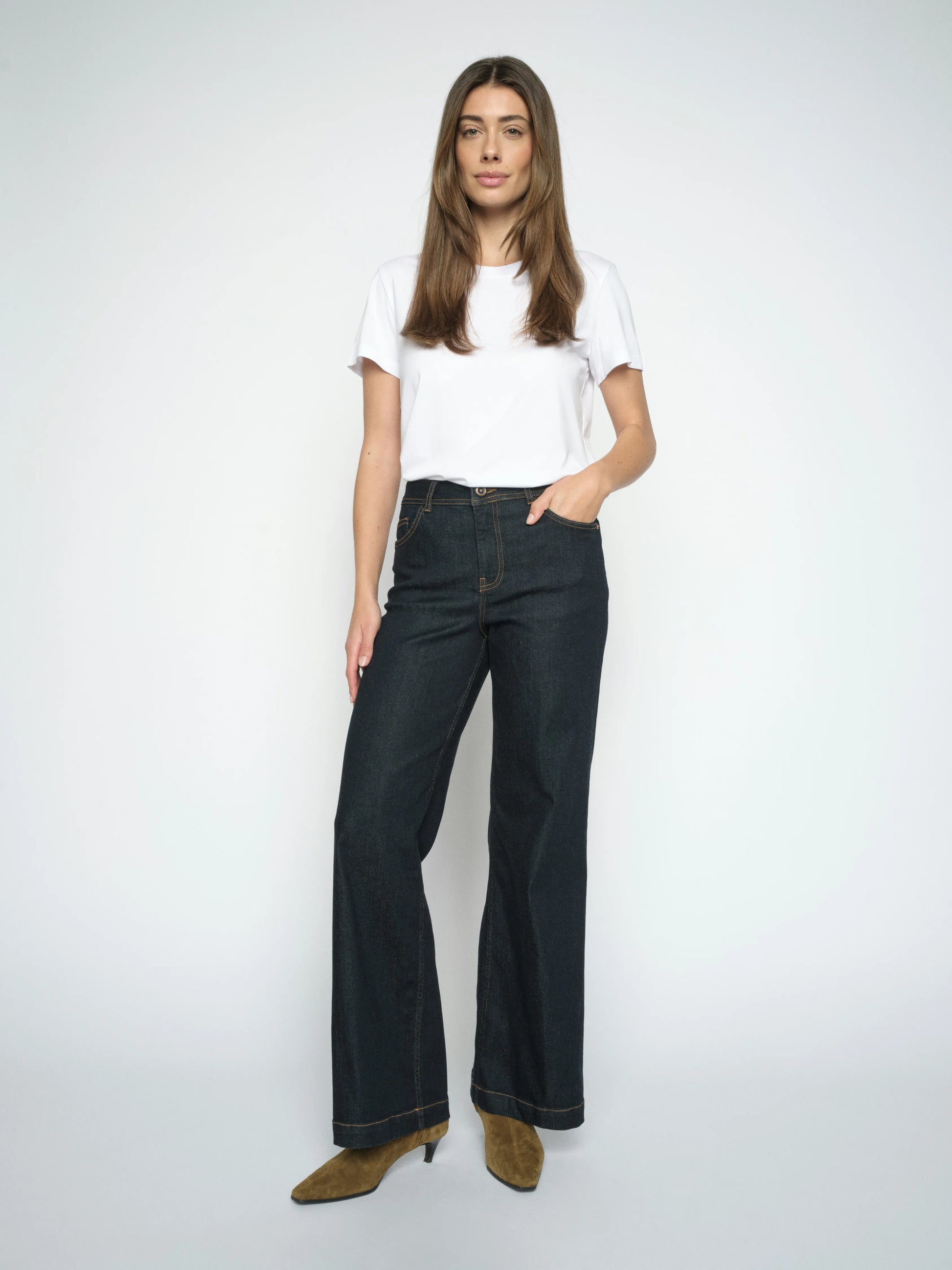 MMDara Deluxe Jeans