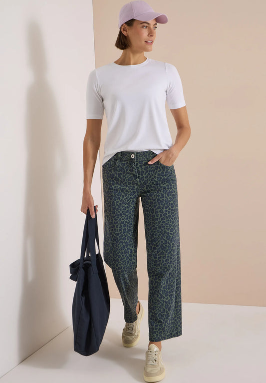 Cecil – High Waist Wide Leg Jeans mit Leo-Muster