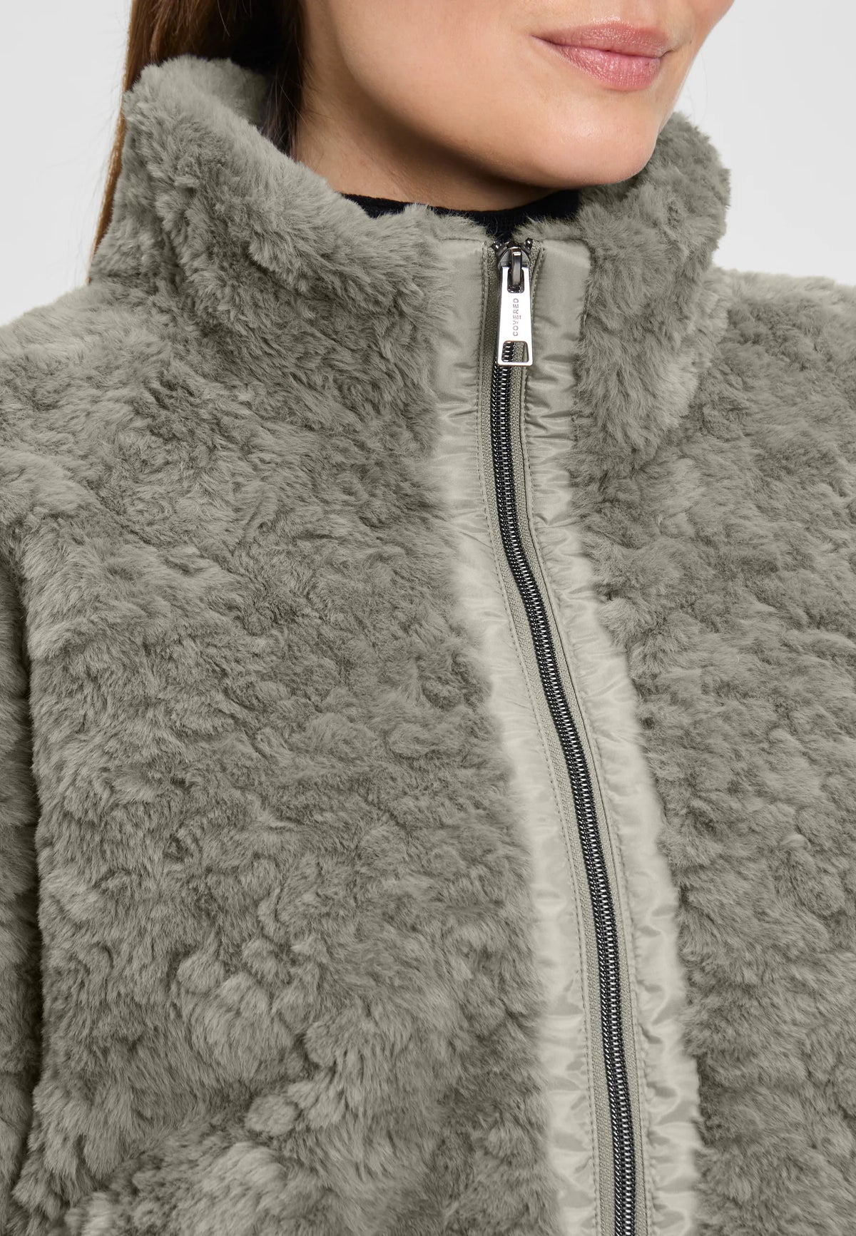 Covered Damen Jacke Chloe 2