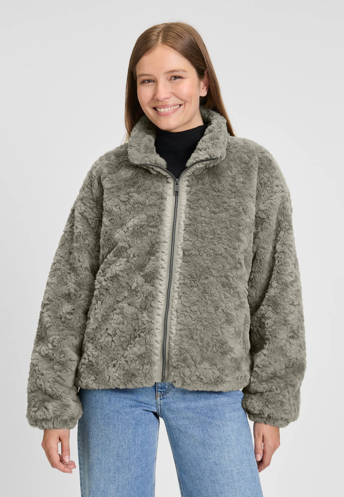 Covered Damen Jacke Chloe 2