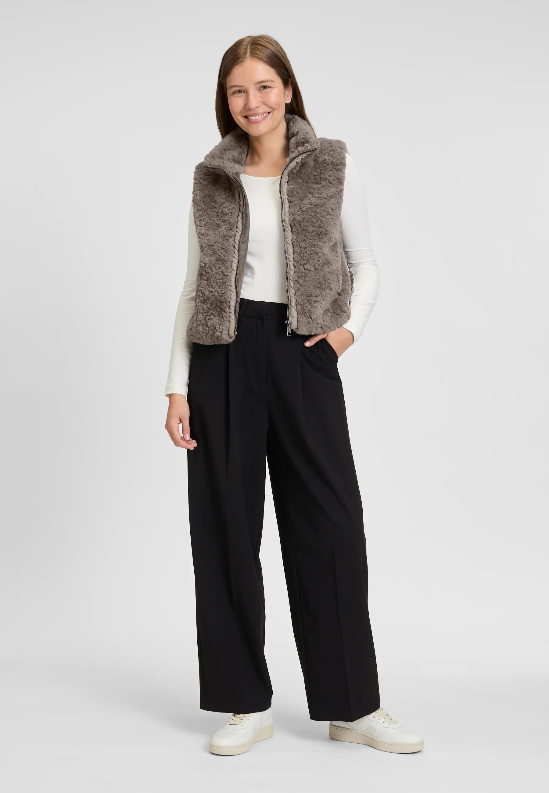 Covered Damen Weste Cleo 2