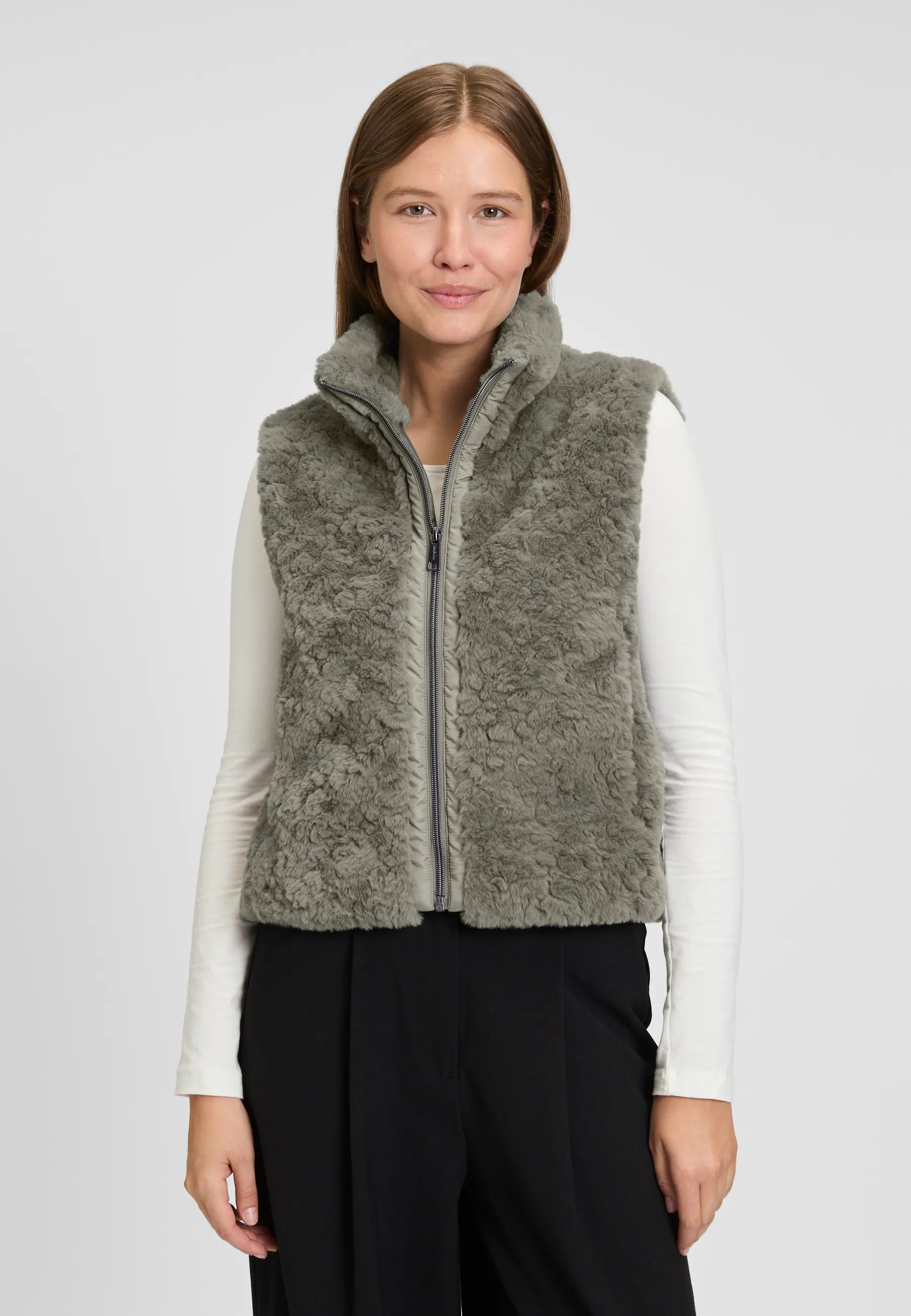 Covered Damen Weste Cleo 2